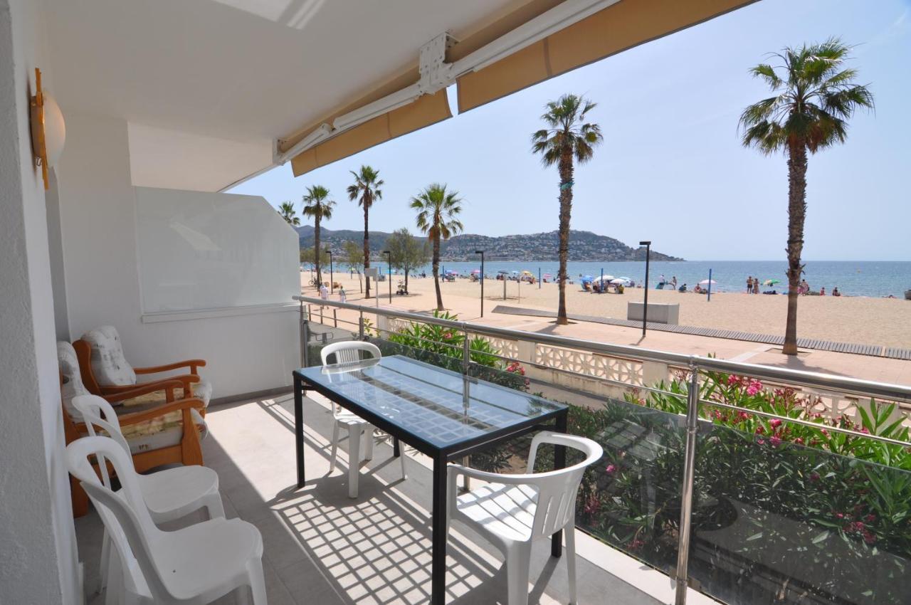 Rnet - Front De Mer - Roses Costa Brava Exterior photo
